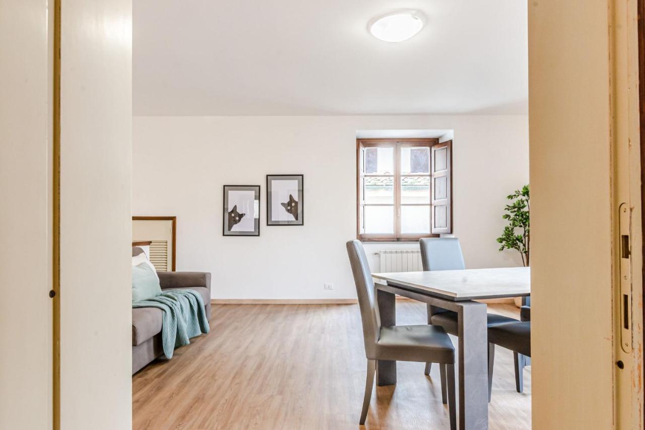 Appartamento Milton Con Terrazza อาเรซโซ ภายนอก รูปภาพ